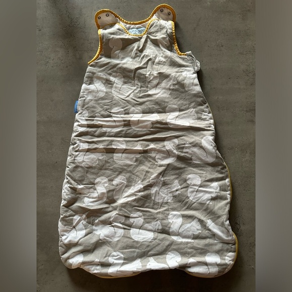 Gro company Gray and White Squirrel Print Sleeping Sack - Picture 1 of 4